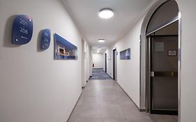 Smart Stay Hotel Station